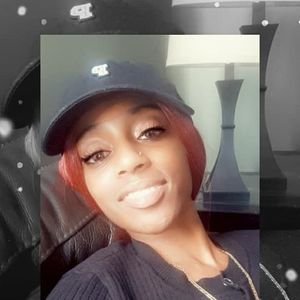 Meet your Posher, Sandy